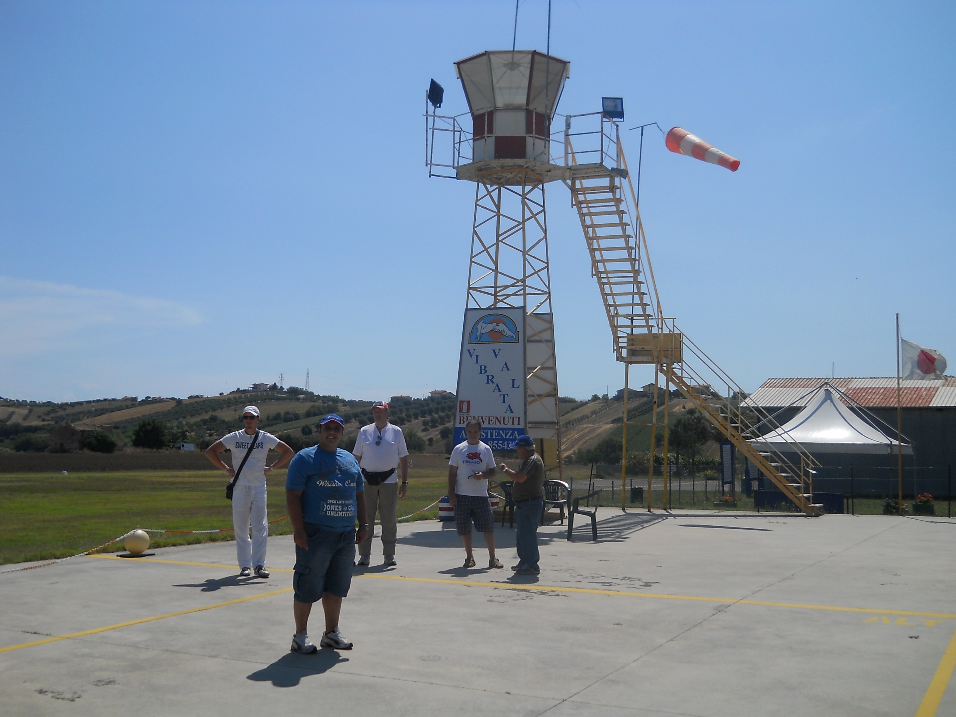 https://www.baialupo.com/gallery/2010-07-puglia/2010-07-27-113713.NIKON-COOLPIX L21.jpg